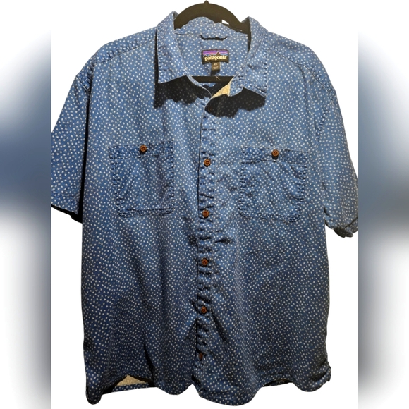 Patagonia Men's Blue Short Sleeve Button Down Shirt XXL - Picture 2 of 6